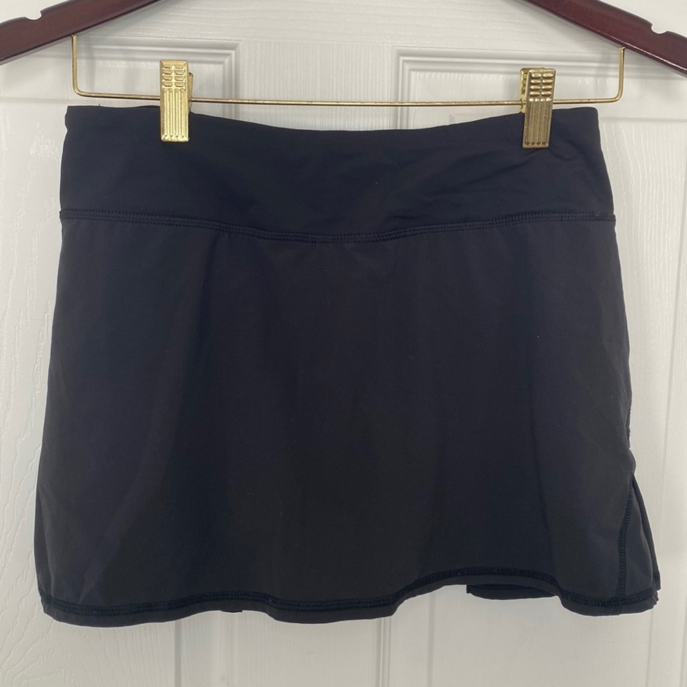 Lululemon black tennis skirt